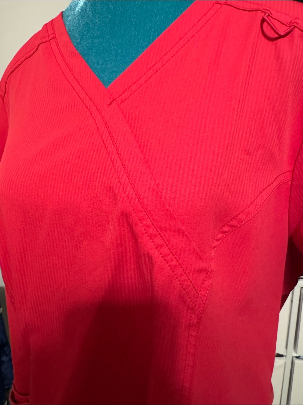 Elle Women’s Red Scrub Top - Picture 5 of 16